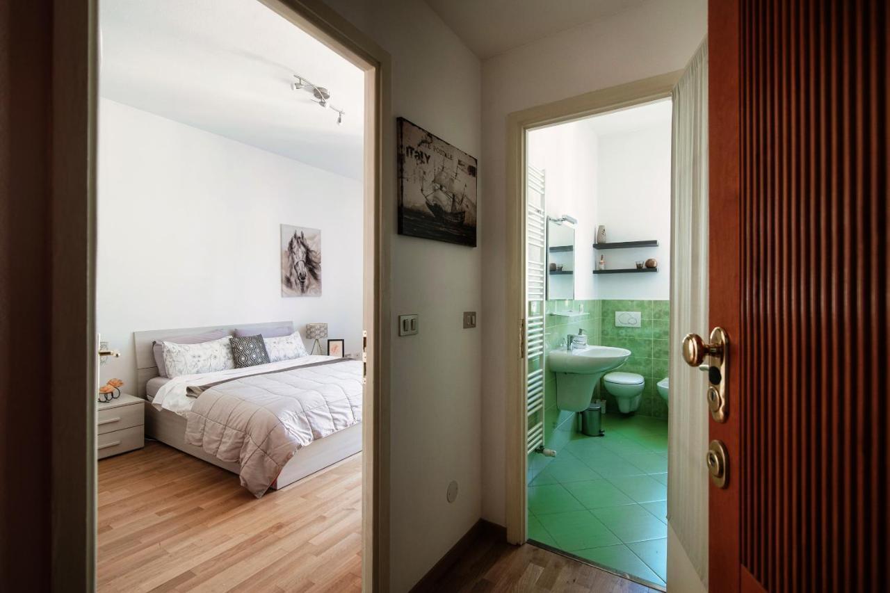 Anna'S Home Super Cozy Flat, With A/C, High Speed Wifi, Near The Lake And Public Transport Como Bagian luar foto